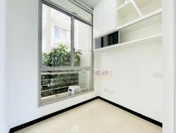 The Lakeshore (D22), Condominium #532302991